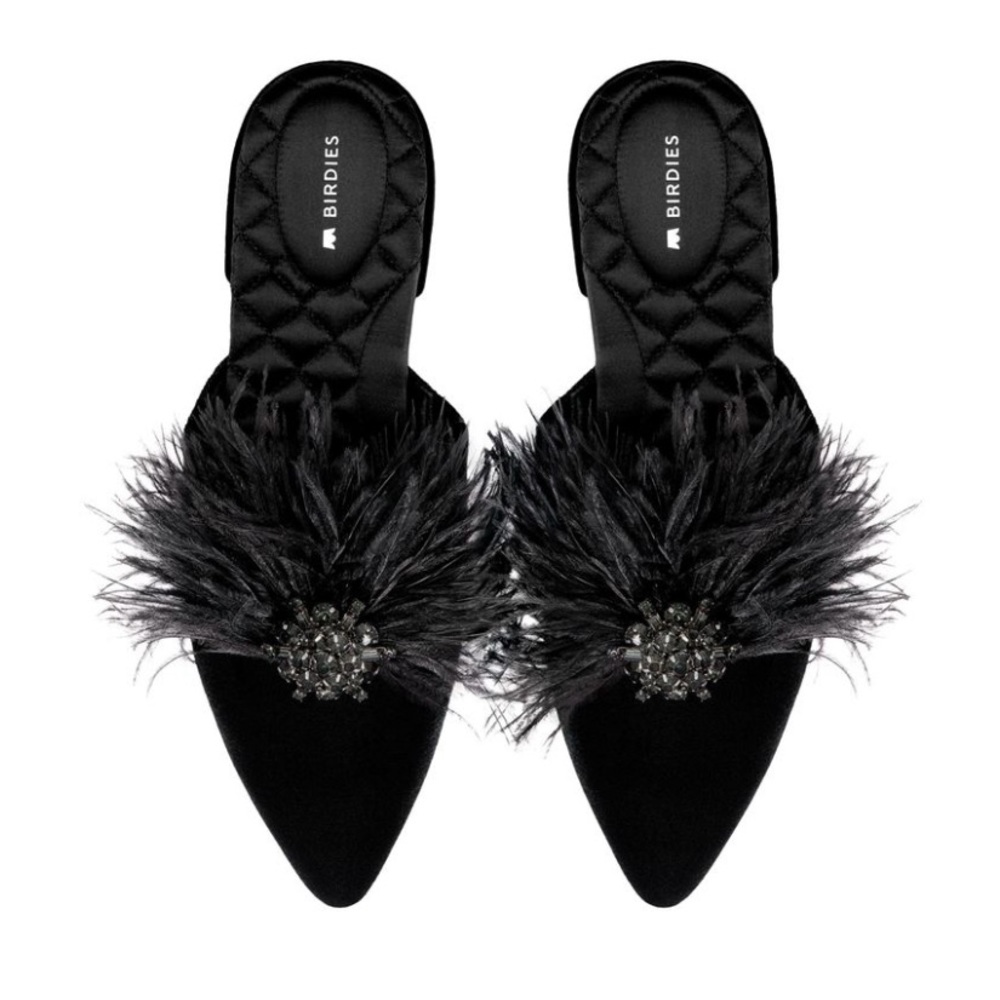 Birdies Dove Feathered Black Brooch Mule NWOT